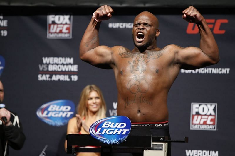 Derrick Lewis could benefit from Daniel Cormier's divided attention.